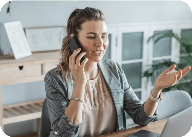 hybrid-work-business-communications-on-mobile-and-computer